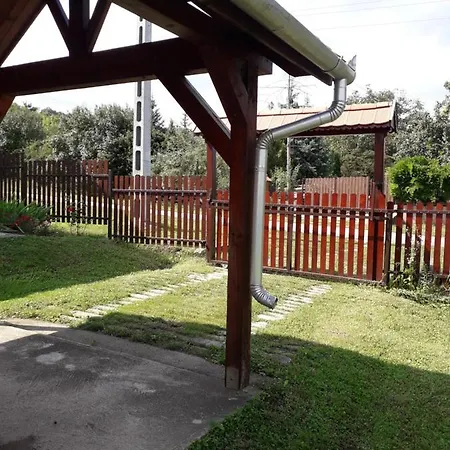 Matyas Apartman Tard Exterior photo